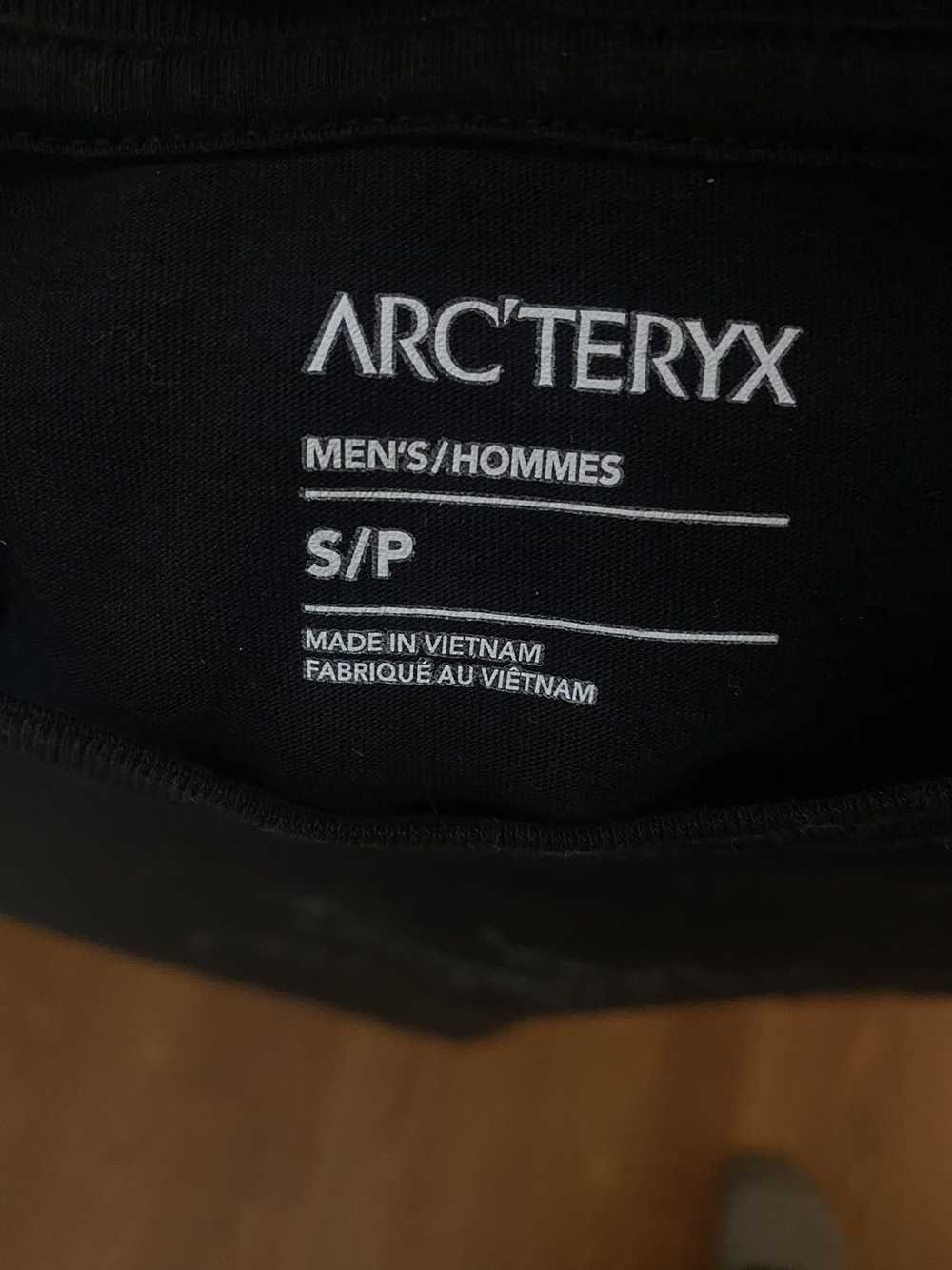 Arc'Teryx Classic Black Arc’teryx T-Shirt - Gem