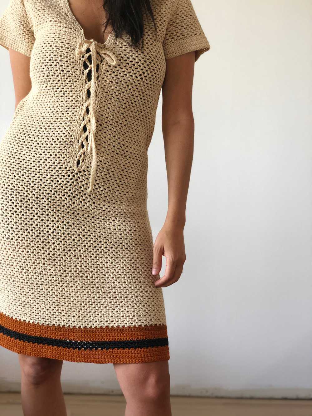 Couture 70s crochet dress - image 4