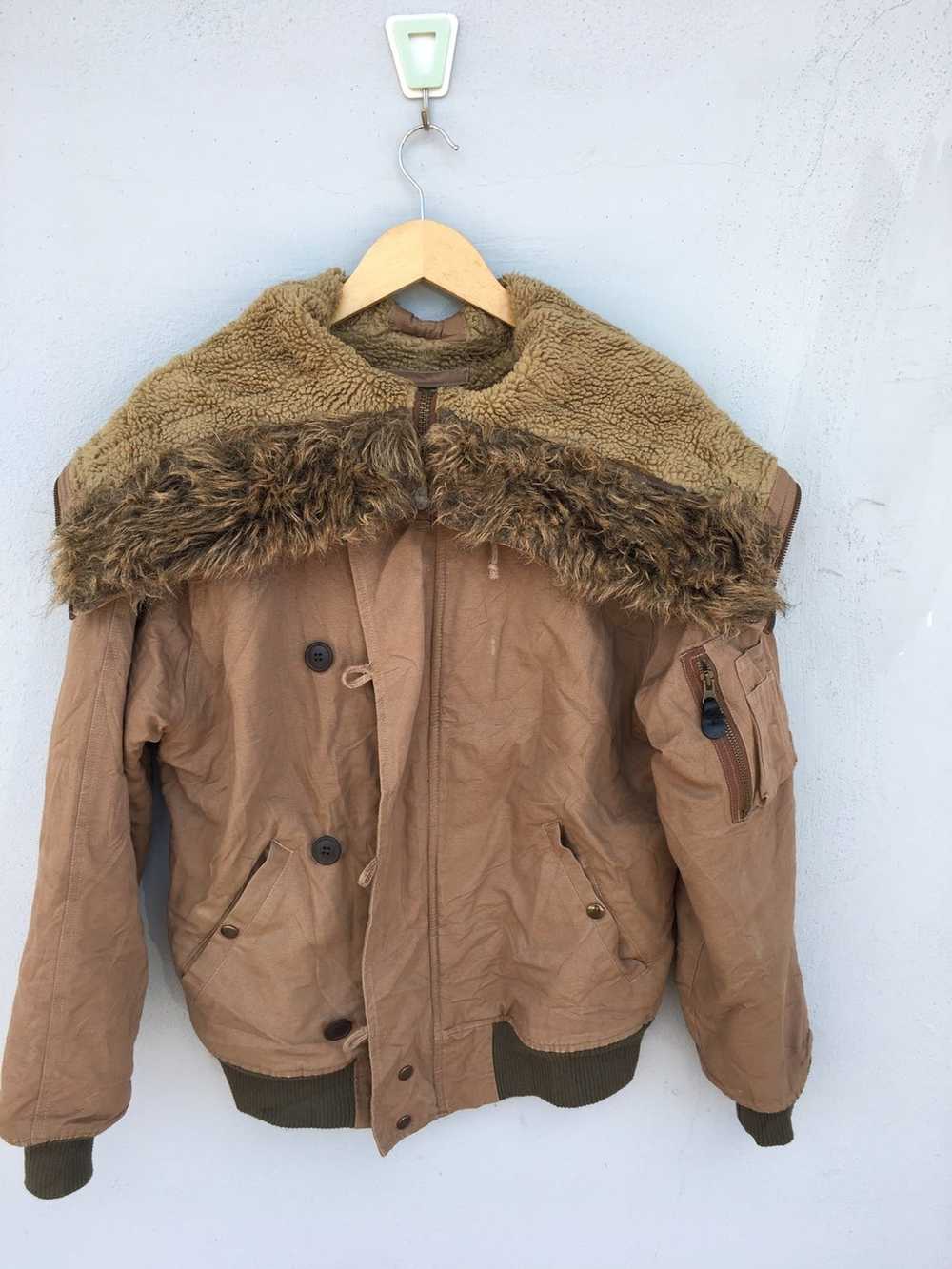 Avirex Avirex extreme cold weather bomber jacket size… Gem