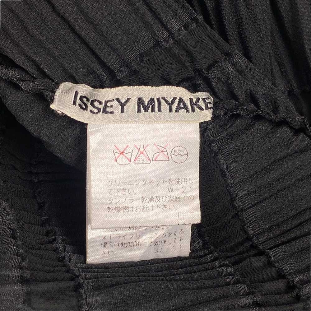 Issey Miyake Issey Miyake White Label Radial Plea… - image 11