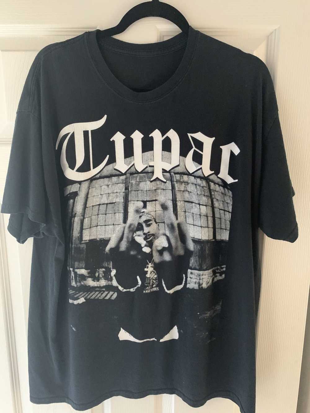 Vintage Vintage Tupac T-Shirt - image 2