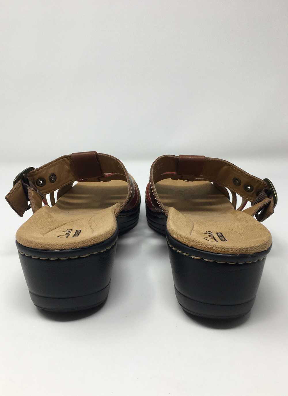 Clarks Size 9.5 Tan Multi Sandals NWOB - image 5