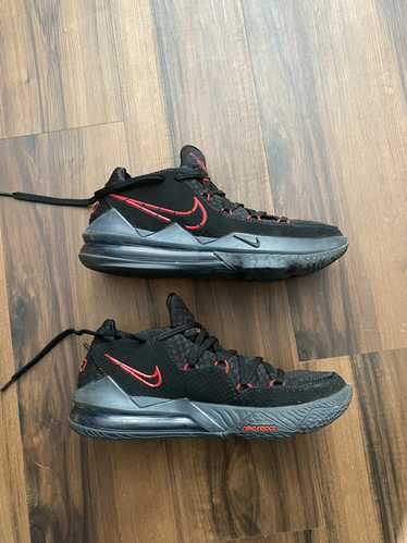 Nike Lebron XVII Low “Bred