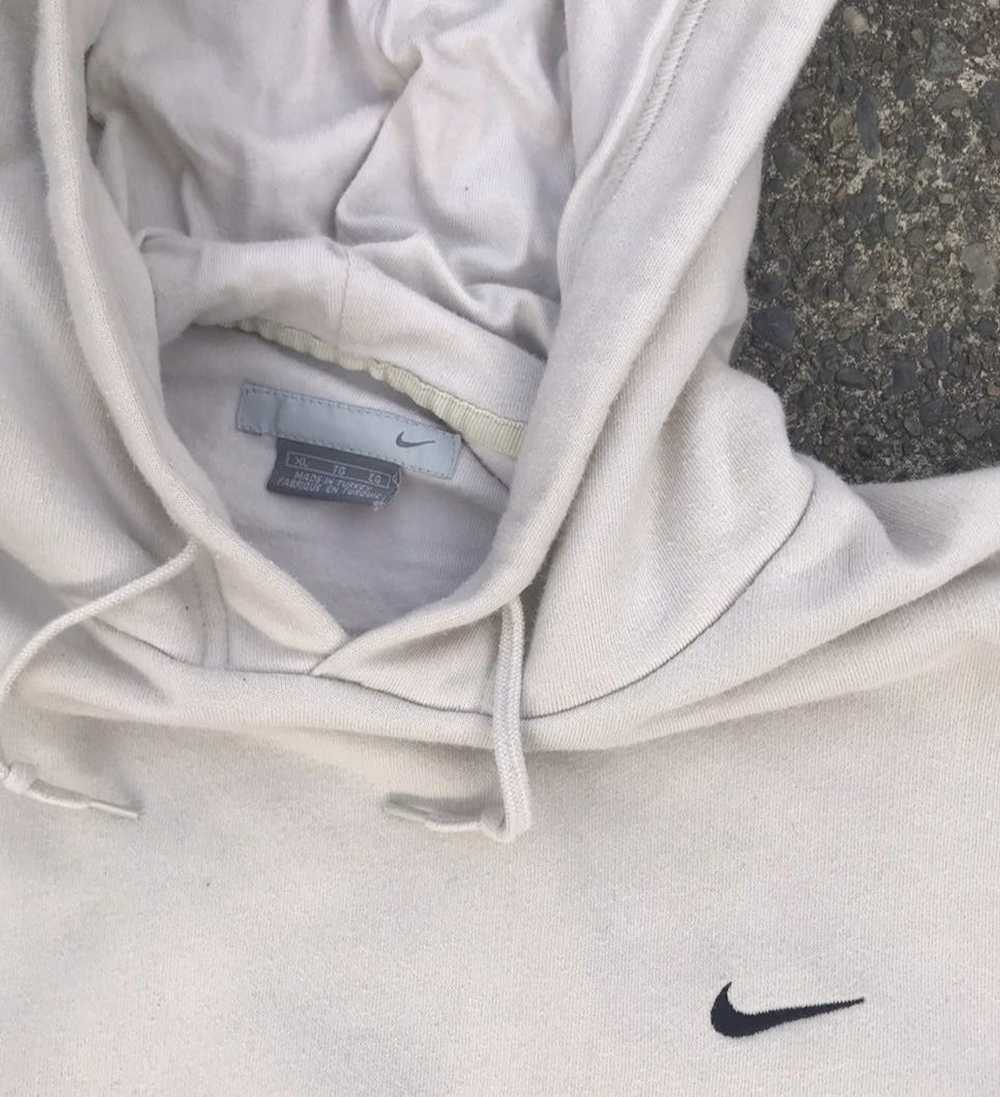 Nike Vintage 90s White Sand Nike Hoodie - image 3