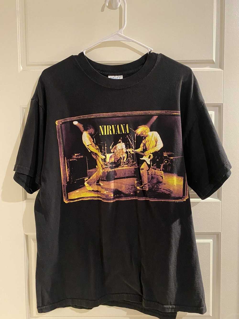 Vintage 1998 Nirvana From The Muddy Banks of The … - image 1