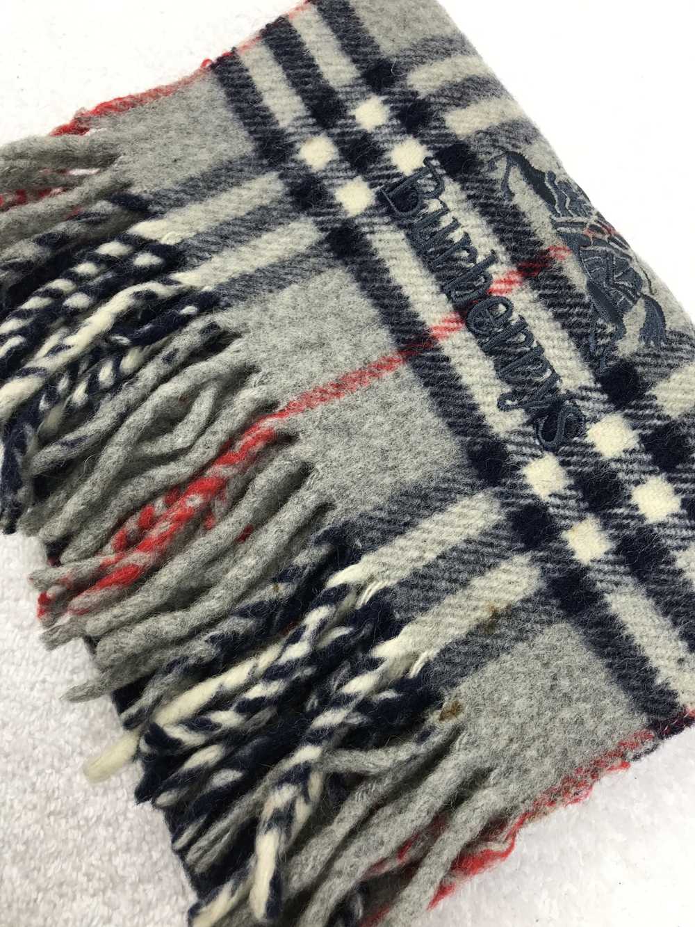 Burberry × Vintage Vintage Burberry Scarf Muffler… - image 4