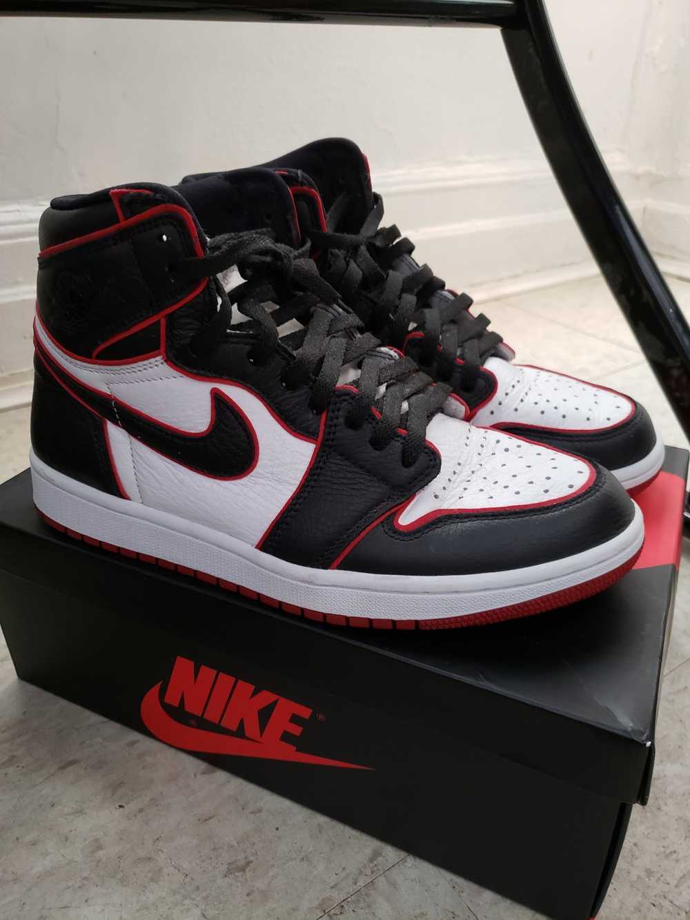 Jordan Brand Jordan 1 Retro High OG Bloodline 2019 - image 5