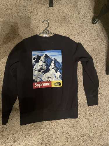 Sweatshirt Supreme x The North Face Black size M International in Cotton -  31129467