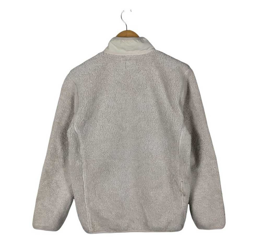 Uniqlo UNIQLO Beige Bulky Fleece Sherpa Jacket - image 6