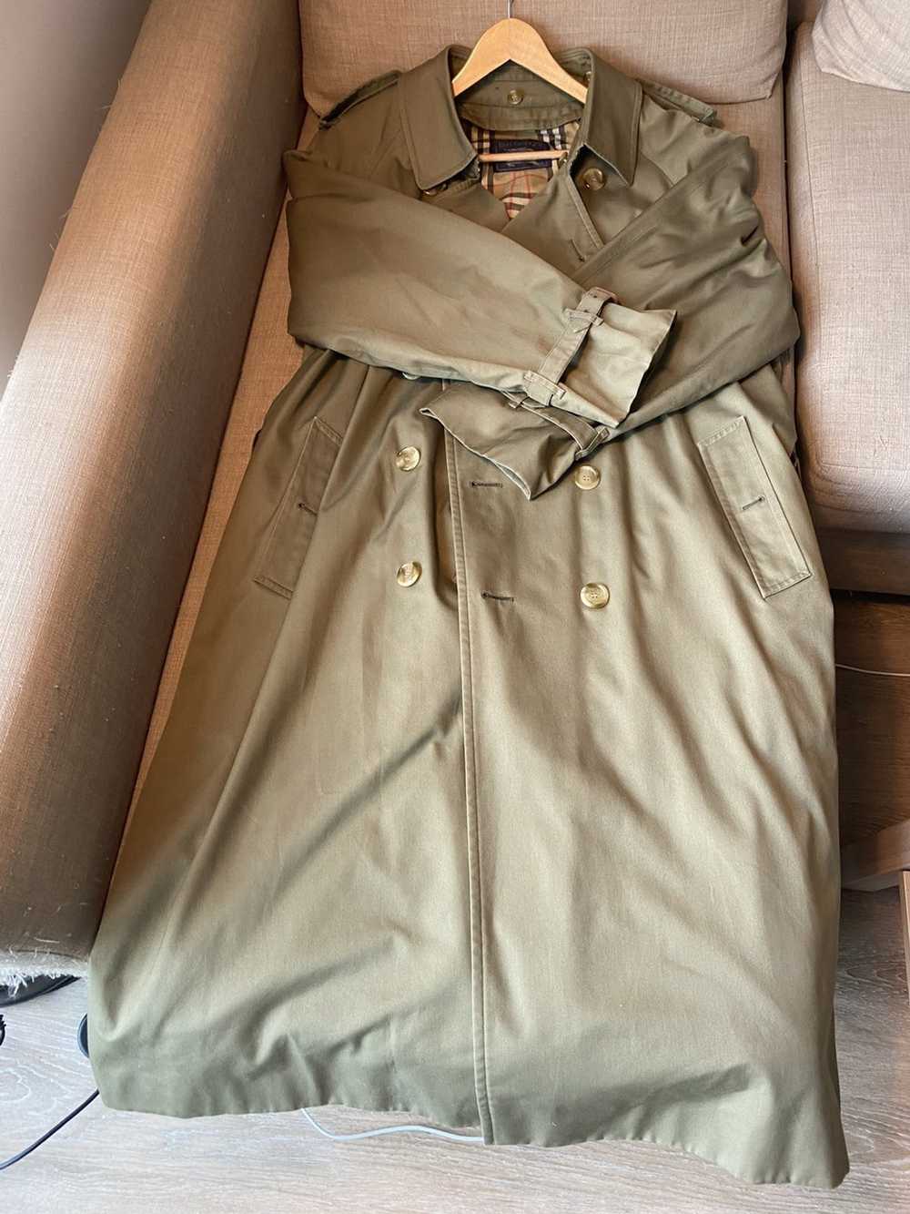 Burberry Burberry vintage cloak trench coat class… - image 2