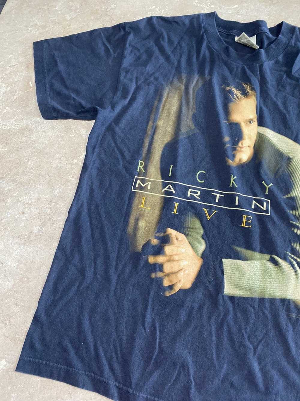 Vintage Ricky Martin T-shirt 200 - image 2