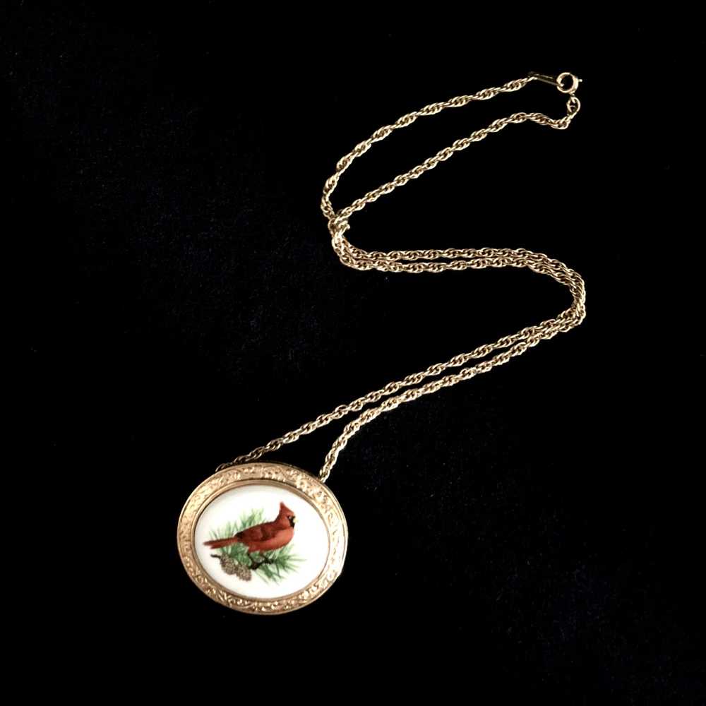 1982 Avon Birds of Nature Necklace/Brooch, Winter - image 2