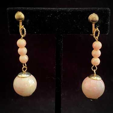 1960s Hong Kong Pink Marbled Bead Earrings - image 1