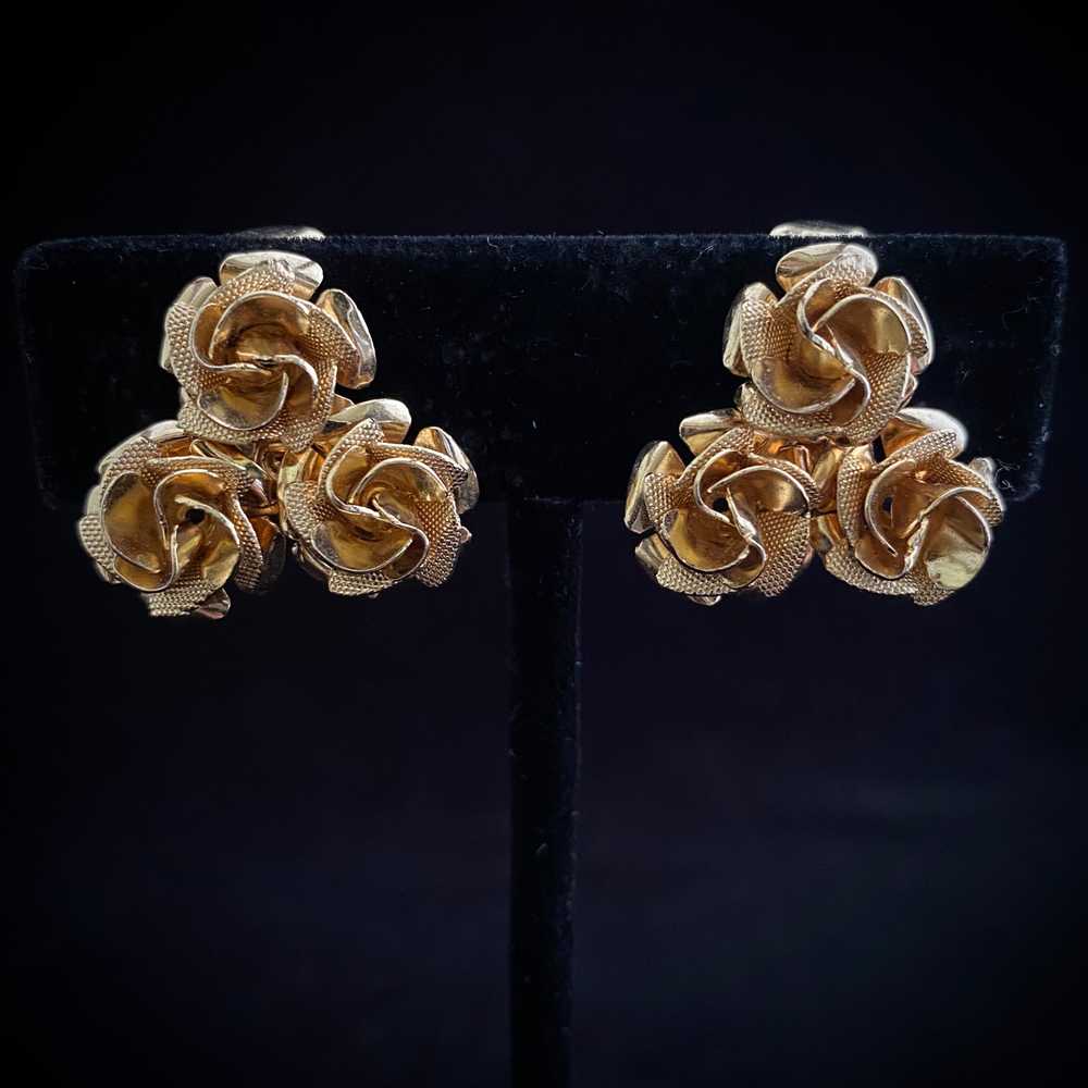 1960s Coro Gold Rose Earrings - image 1