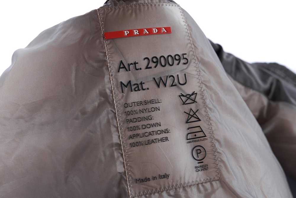 Prada VTG PRADA DOWN Vest Nylon Size 44 Olive Gre… - image 5