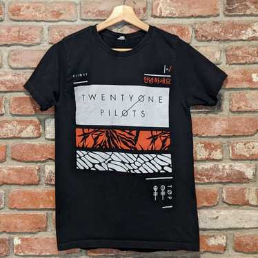 Band Tees × Rock T Shirt Twenty One Pilots clique… - image 1