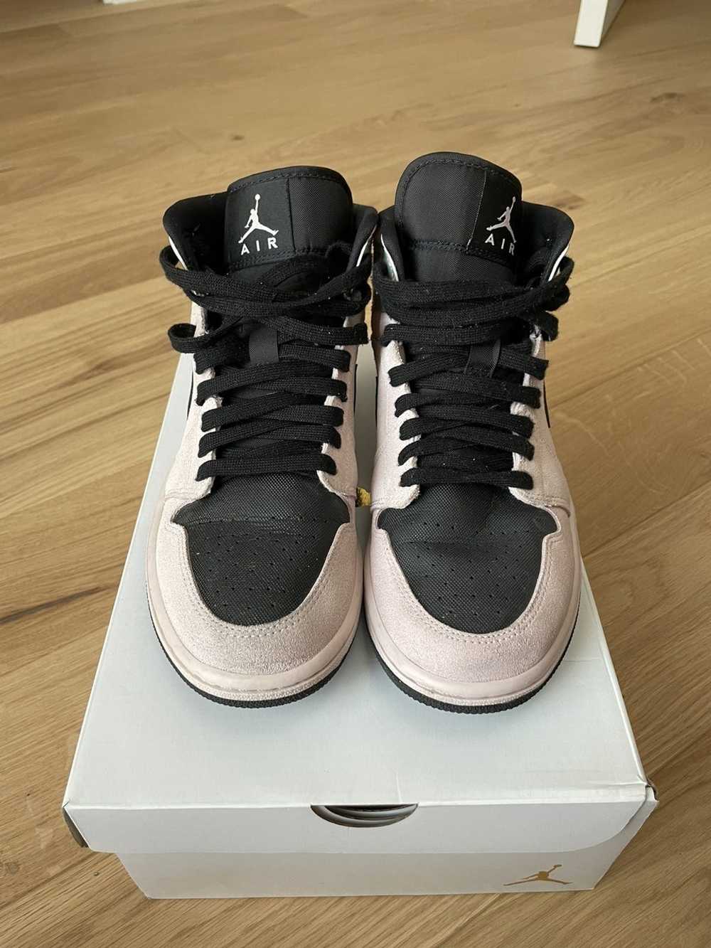 Nike Air Jordan 1 mid dirty powder iridescent (W) - image 4