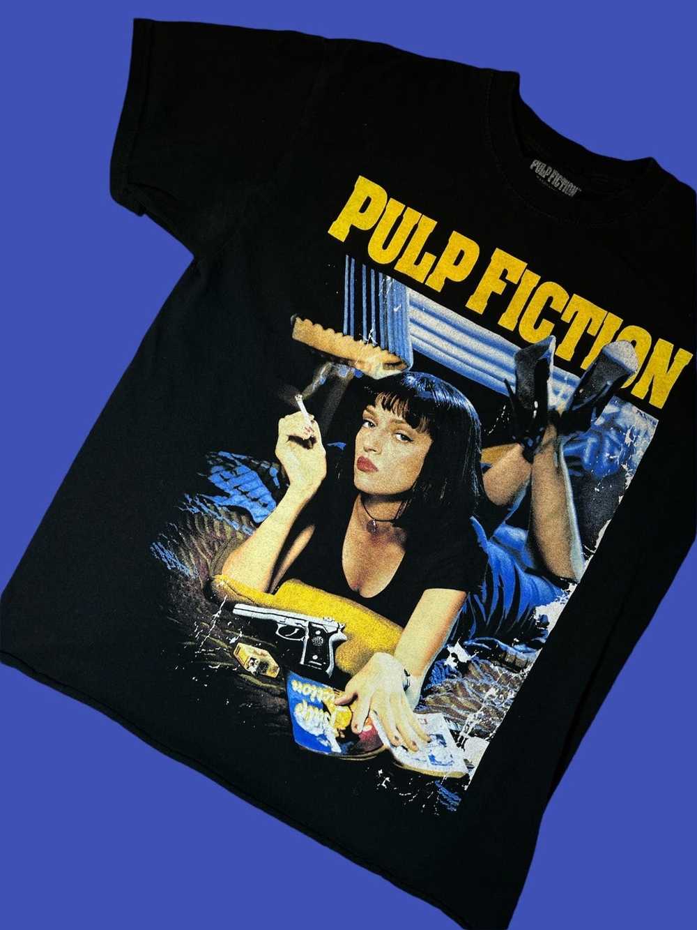Movie × Vintage Vintage Y2K Pulp Fiction T-Shirt - image 2
