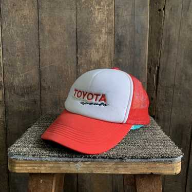 TOYOTA Circle Retro Racing Stripes Black Multicam Snapback Trucker