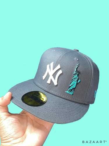 Vintage New York Yankees Baby Blue/Navy Jersey (Oversized XL) – Findsbydrew