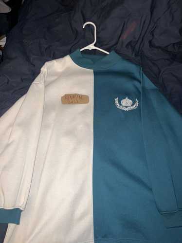 Vintage SPLIT COLORED PULL OVER