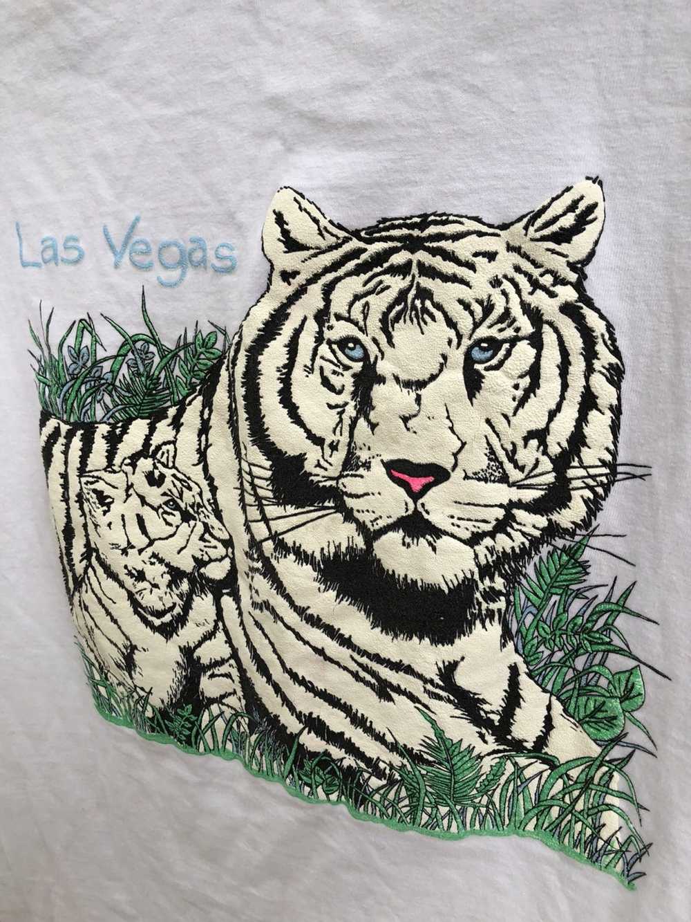 Vintage RARE Vintage White Tiger Tee Shirt - image 2