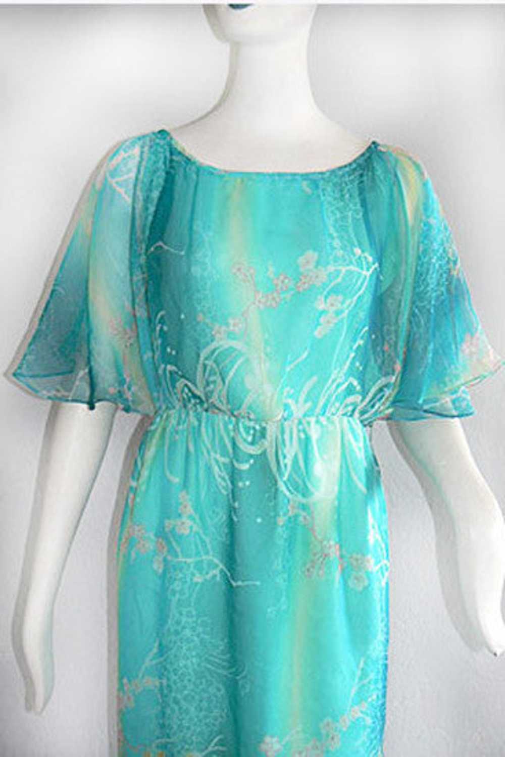 1970s Tina Leser Cherry Blossom Print Dress - image 4