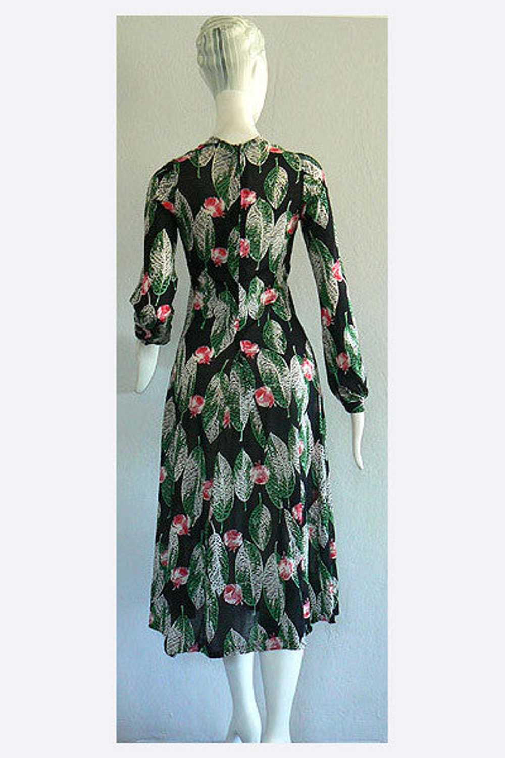 1970s Rose Print Dress - image 2