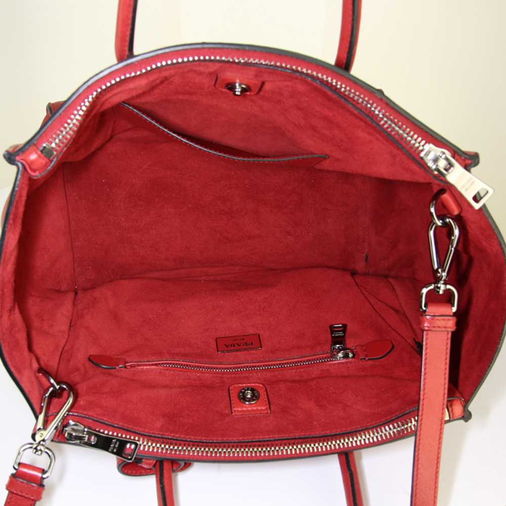 Prada Twin Zip shoulder bag in red leather Collec… - image 4