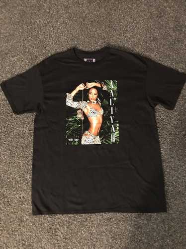 Vintage Aaliyah photo tee