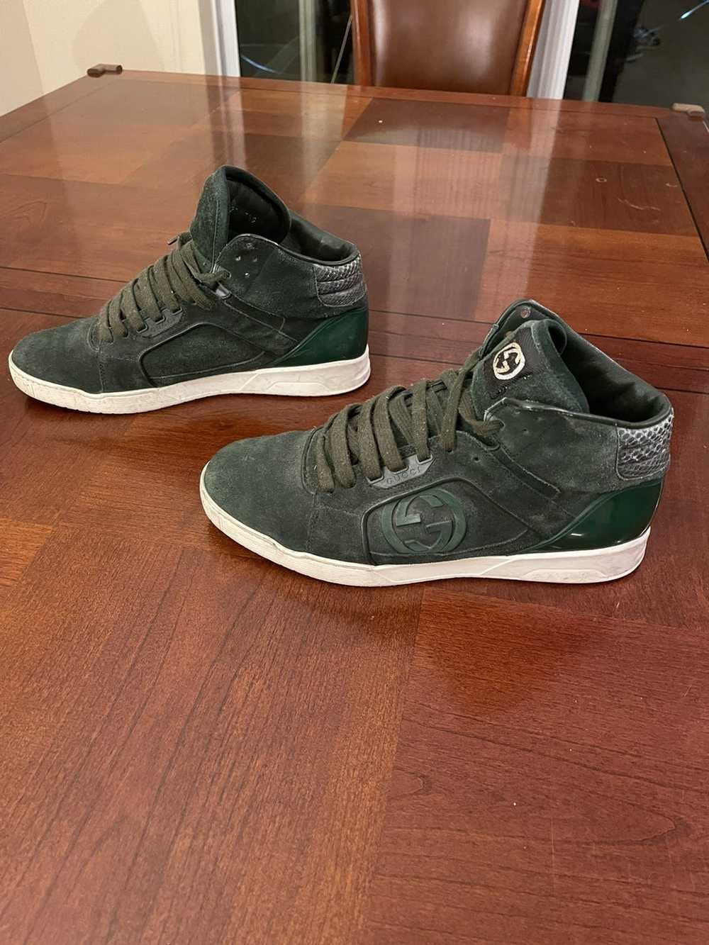 Gucci Gucci green suede sneakers - image 2