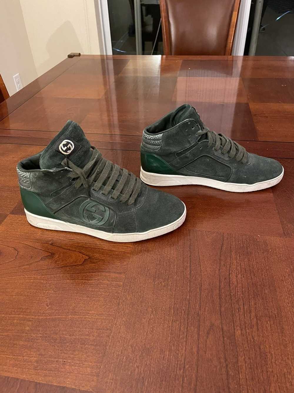 Gucci Gucci green suede sneakers - image 4