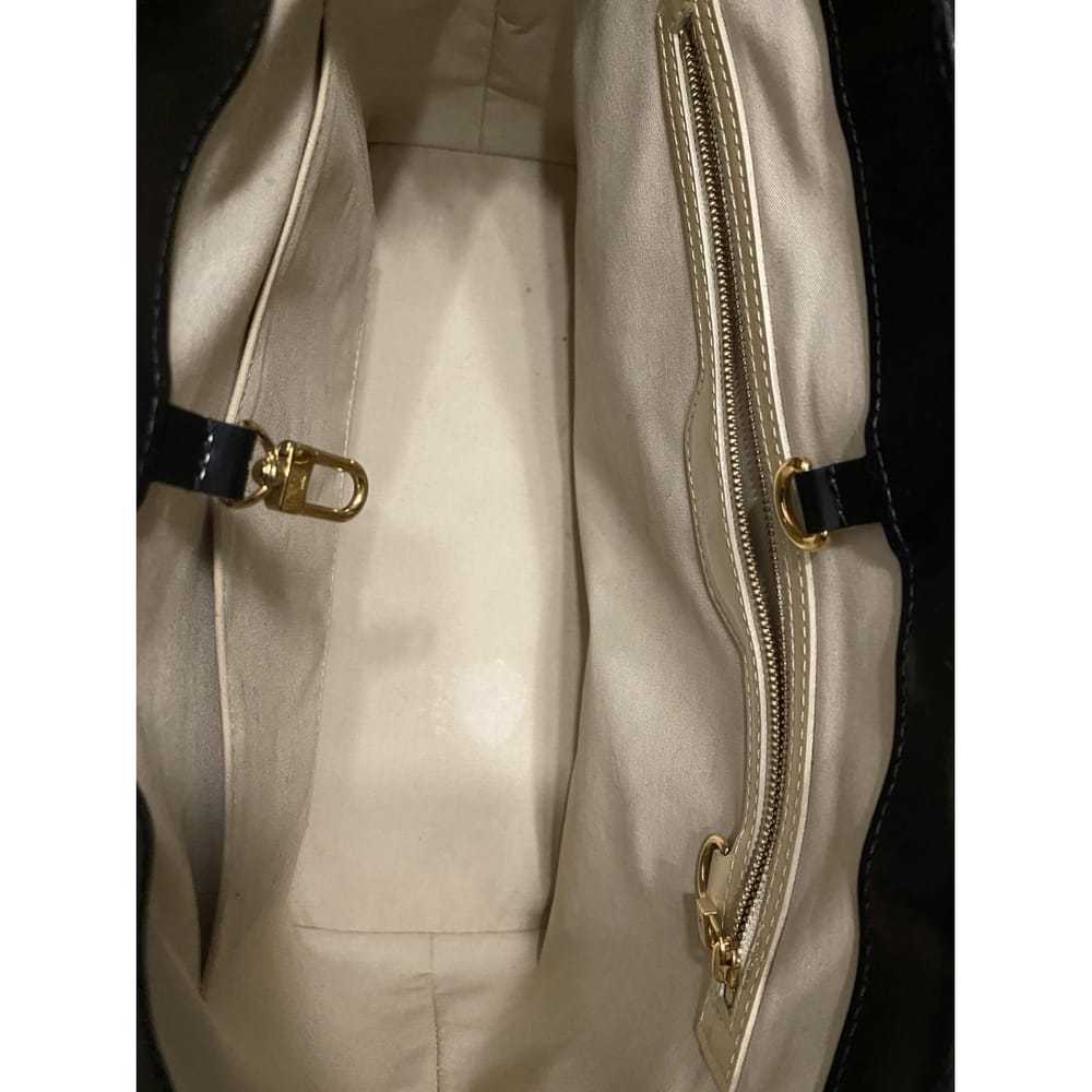 Louis Vuitton Wilshire patent leather handbag - image 2