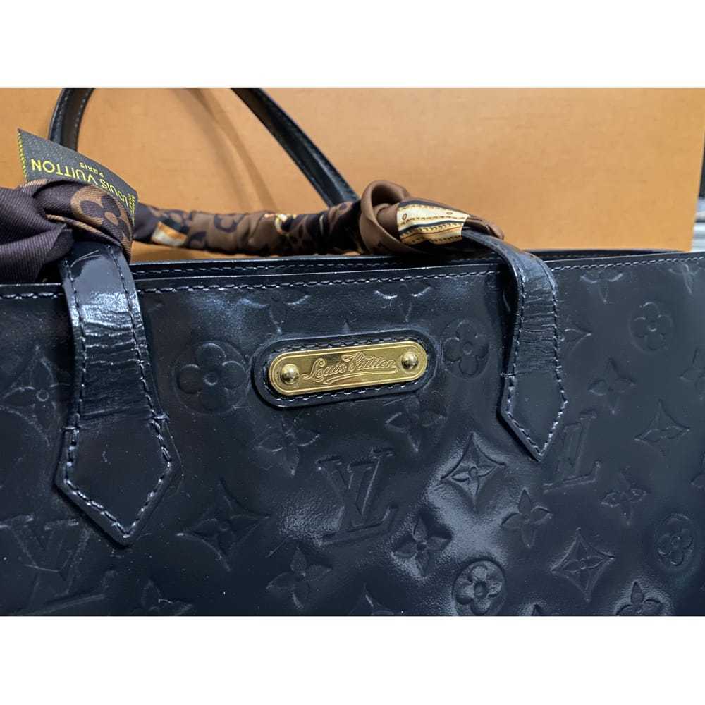 Louis Vuitton Wilshire patent leather handbag - image 8