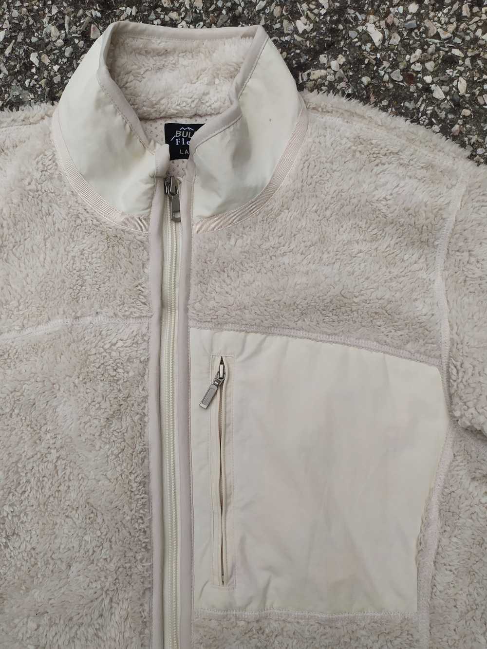 Uniqlo UNIQLO Beige Bulky Fleece Sherpa Jacket - image 3