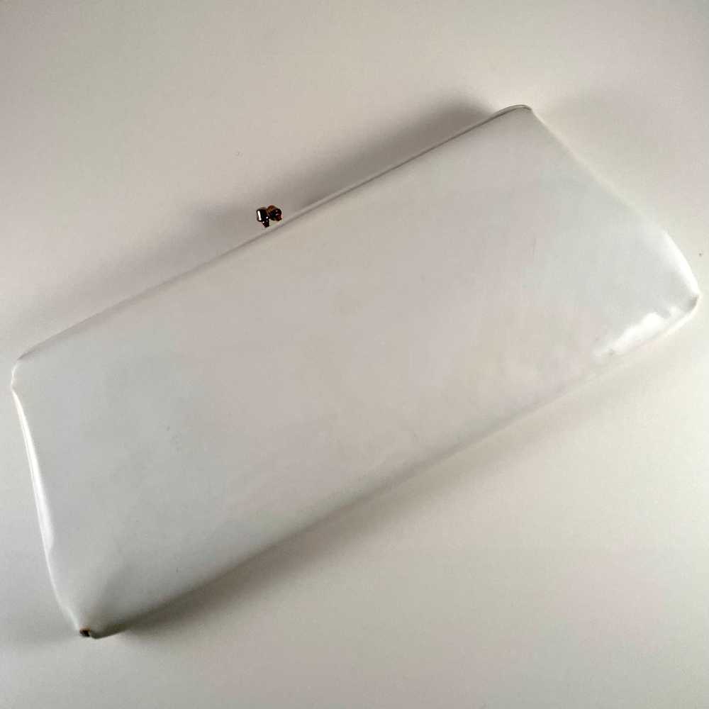 1960s HL White Patent Leather Clutch With Optiona… - image 2