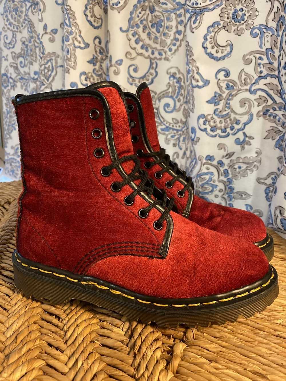 Dr Martens Vintage Mie Red Velvet Boots Womens Size Gem