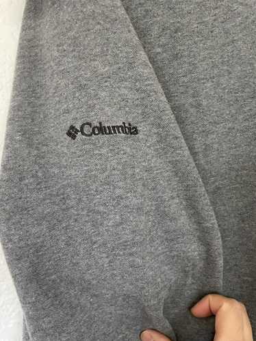 Columbia Columbia Logo grey crewneck sweater Large