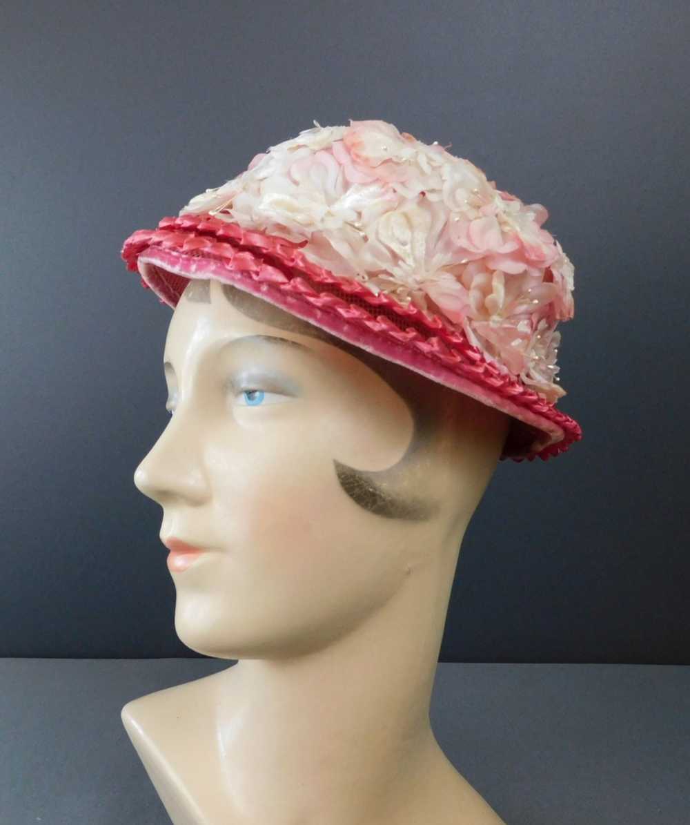 Vintage Pink Flowers and Straw Hat, 1960s, 21 inc… - image 3