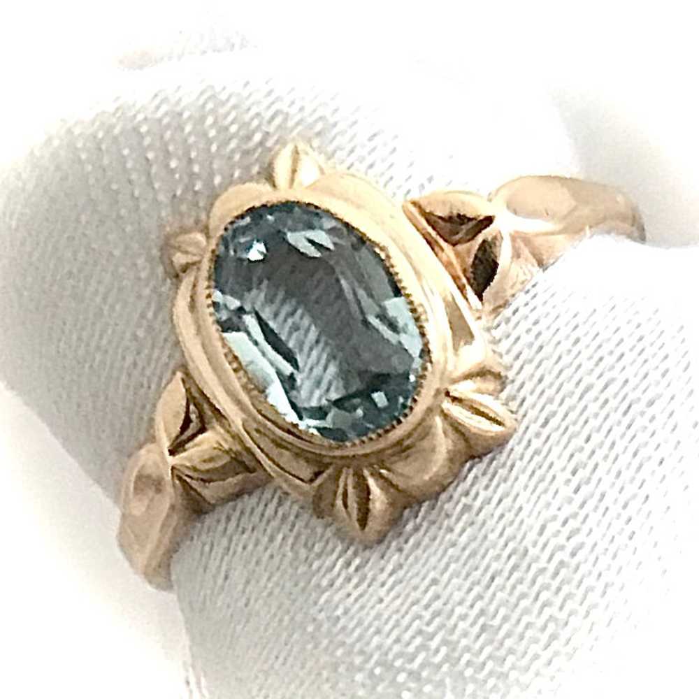 Bella - 10 Kt Gold Blue Topaz Ring - image 2