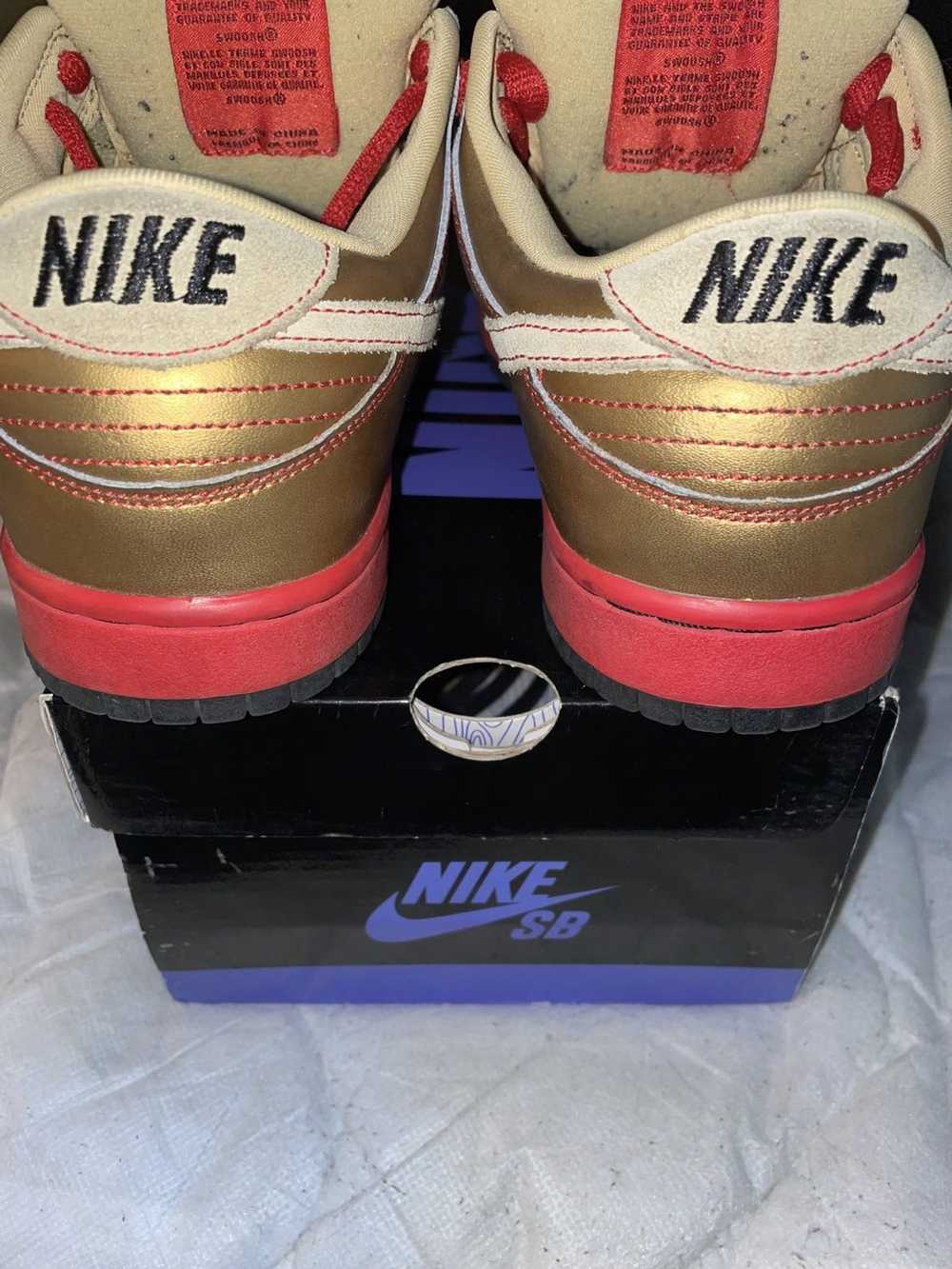 Nike Dunk Low Pro SB Money Cat 2007 - image 12