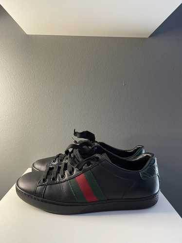 Gucci Gucci Low Top Sneaker - image 1