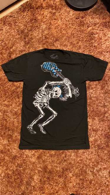 Other Tell the People smashing skeleton T-shirt