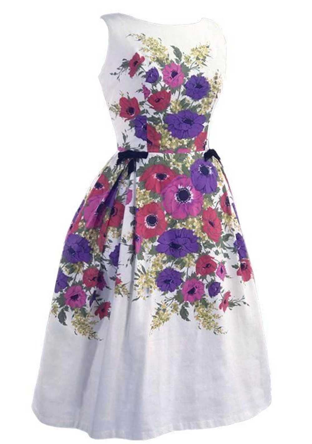 Late 1950s Anemone Border Print Pique Cotton Dres… - image 1