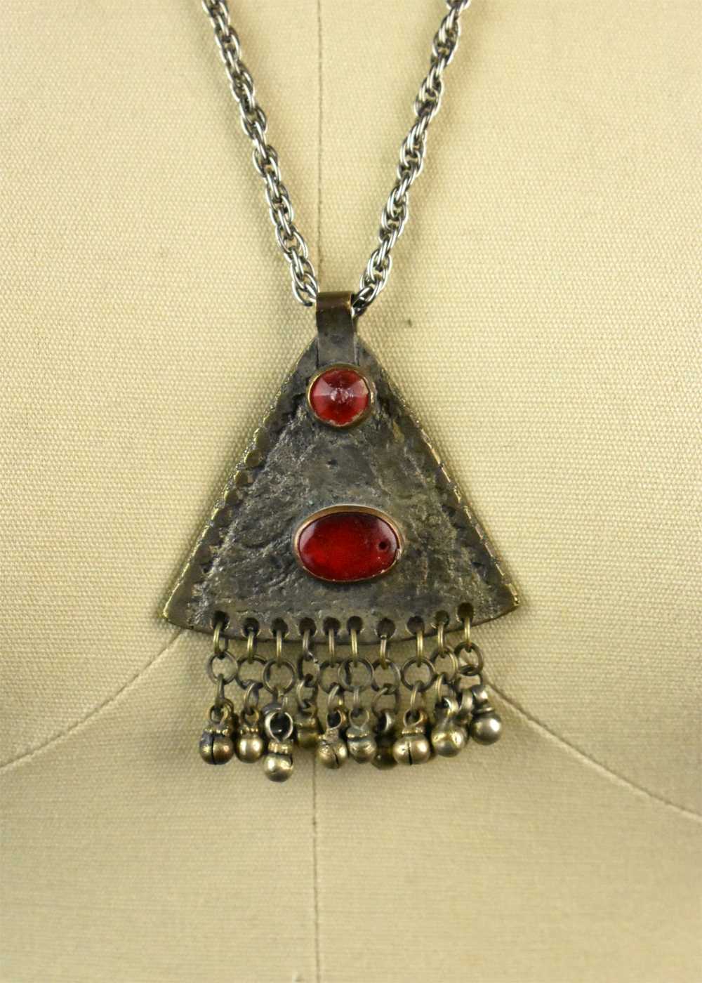 Old Yemeni Bedouin Triangle Pendant On Silver Cha… - image 2