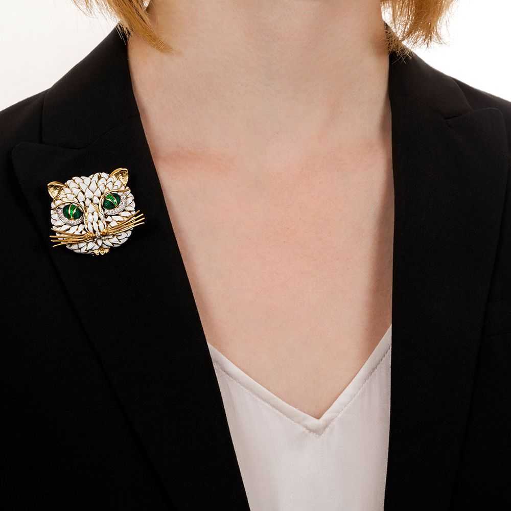 Vintage Enamel and Diamond Cat Brooch - image 5