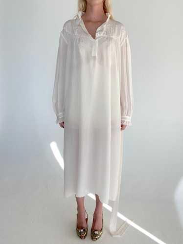 1940's White Long Sleeve Silk Dress with Bouquet … - image 1