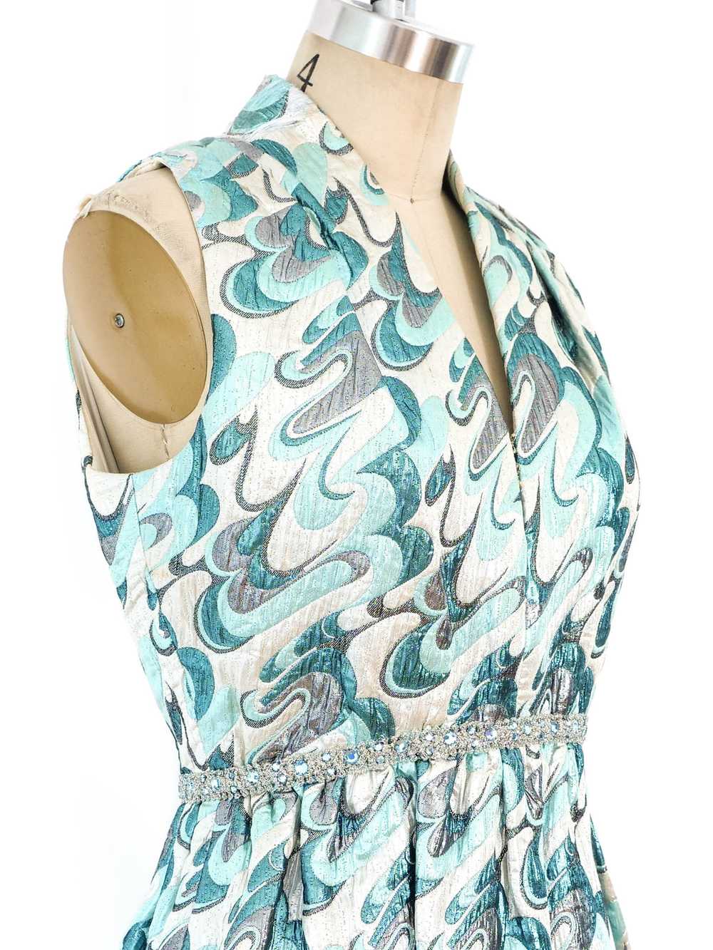 1960's Swirl Brocade Sleeveless Dress - image 5