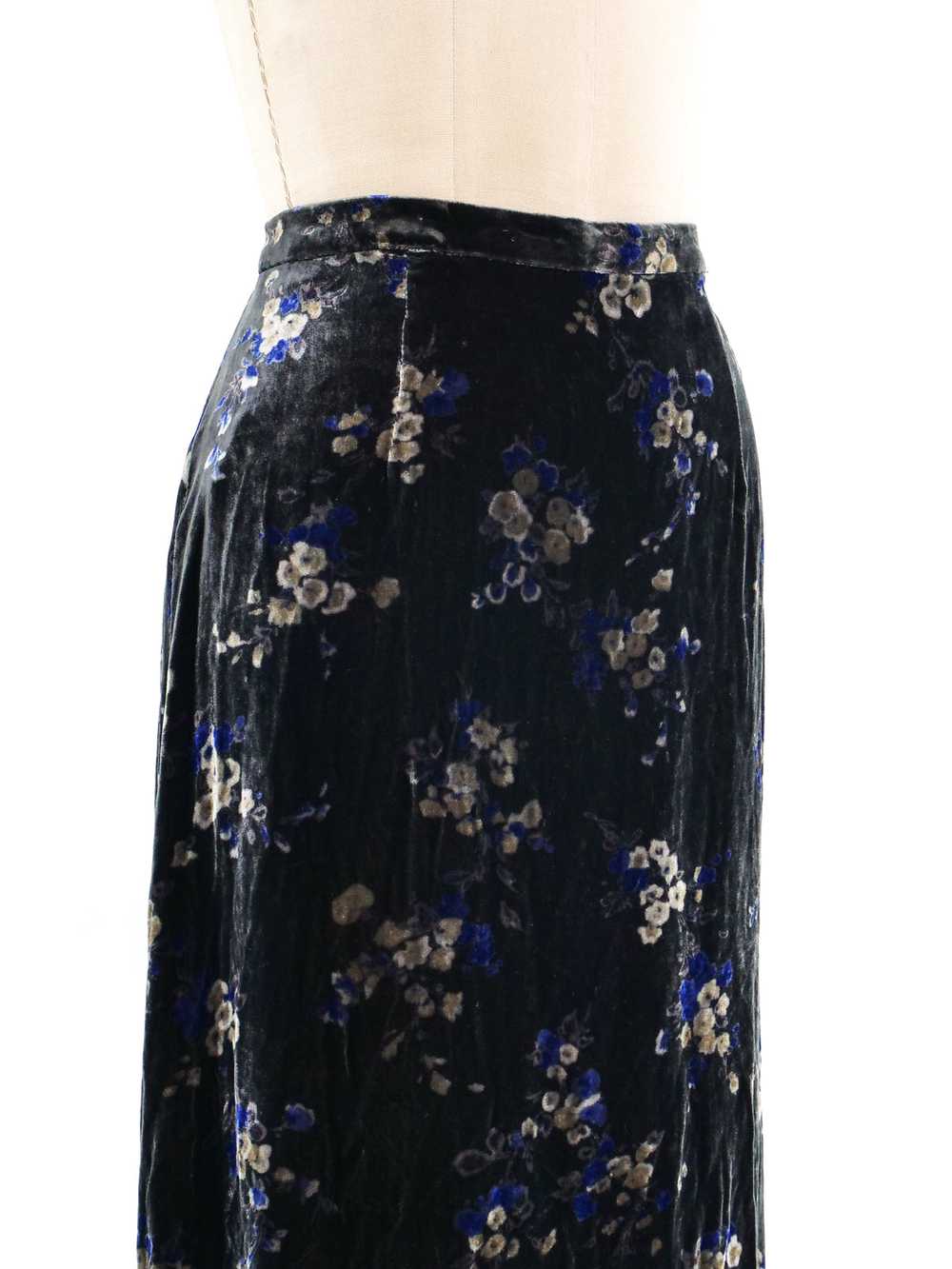 Ungaro Floral Velvet Skirt - image 4