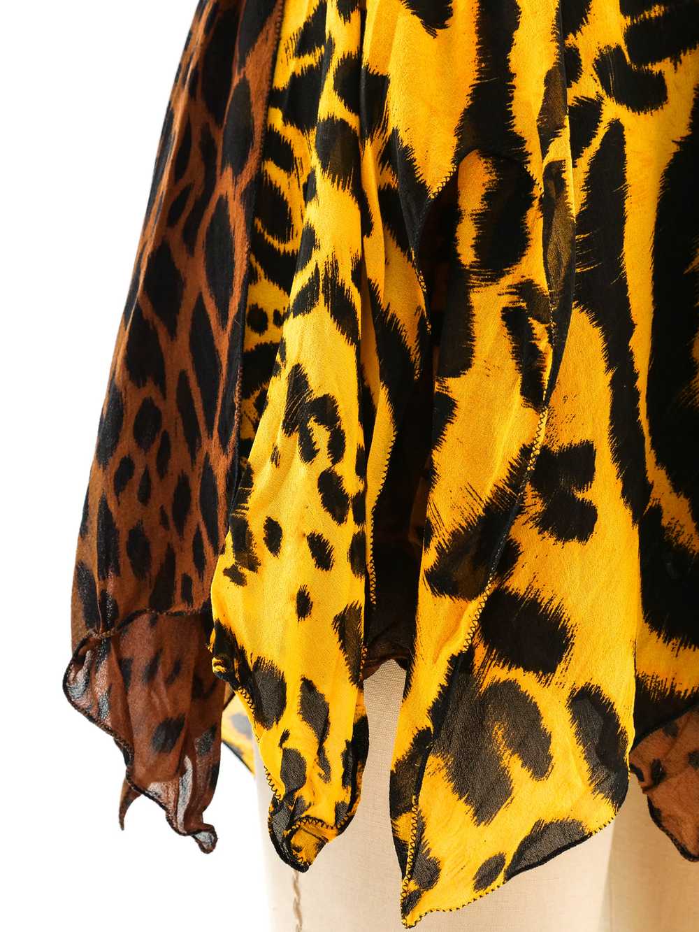 Gianni Versace Animal Printed Silk Skirt - image 7
